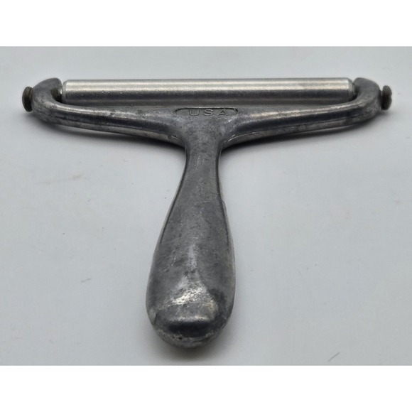 Vintage USA Metal Cheese Slicer Wire Cutter Cast Handle Kitchen Utensil 4.5 in - Picture 5 of 7